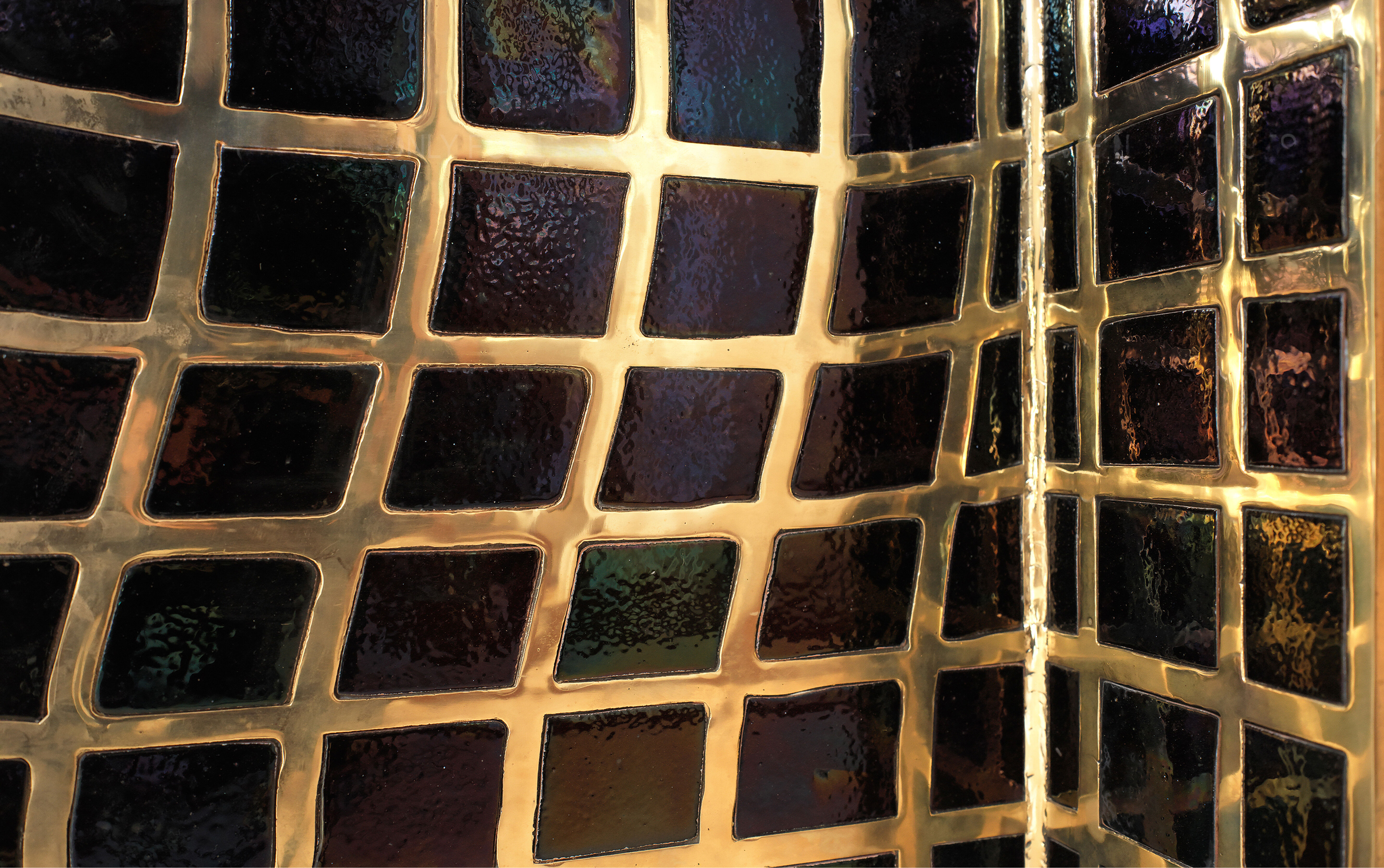 Lahar in Ebony